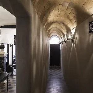 Casa De' Coronari 2*, Rome Italy
