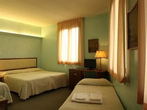 Hotel Elefante Montichiari 3*,  Italy