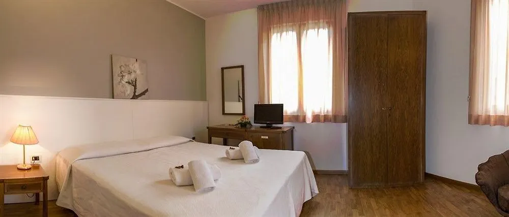 ***  Hotel Elefante Montichiari Italia